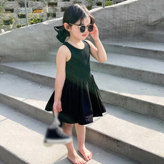 فستان صيفي للفتيات الصغيرات باللون الأسود الجميل والرياح المتقاطعة بدون ظهر بدون أكتاف لحفلات الأميرة بدون أكمام للفتيات من سن 1 إلى 7 سنوات
